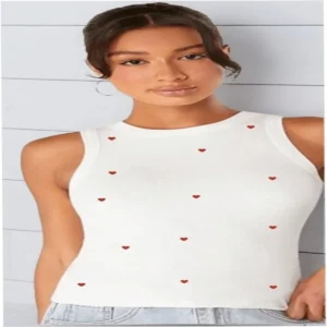 بلوزة نسائية بدون أكمام مطبوعة بقلوب